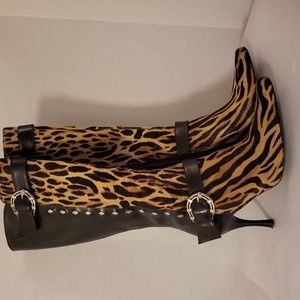 Donald J Pliner Leather Animal Print Boots Size 6